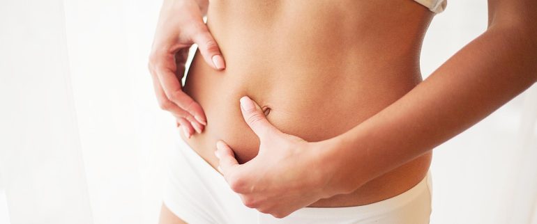 Plastyka brzucha z liposukcją